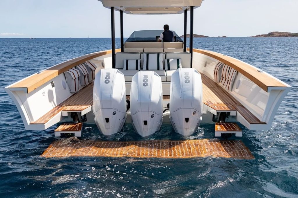 Private 5-hour Cruise On Ultra Luxury Brand-New Yacht Nevma